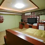Grandprix Motel Shinchon