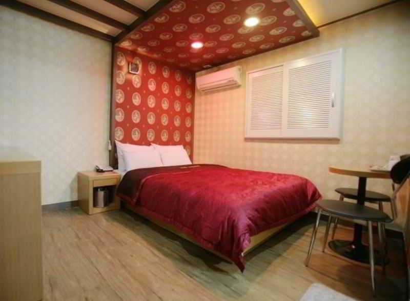 Grandprix Shinchon Hotel